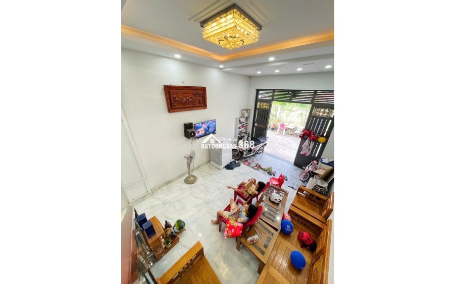 NHÀ ĐẸP GIÁ CỰC RẺ P. TRUNG MỸ TÂY, Q12 – TRỆT LẦU ĐẸP MỚI – PHÁP LÝ CHUẨN CHỈNH!