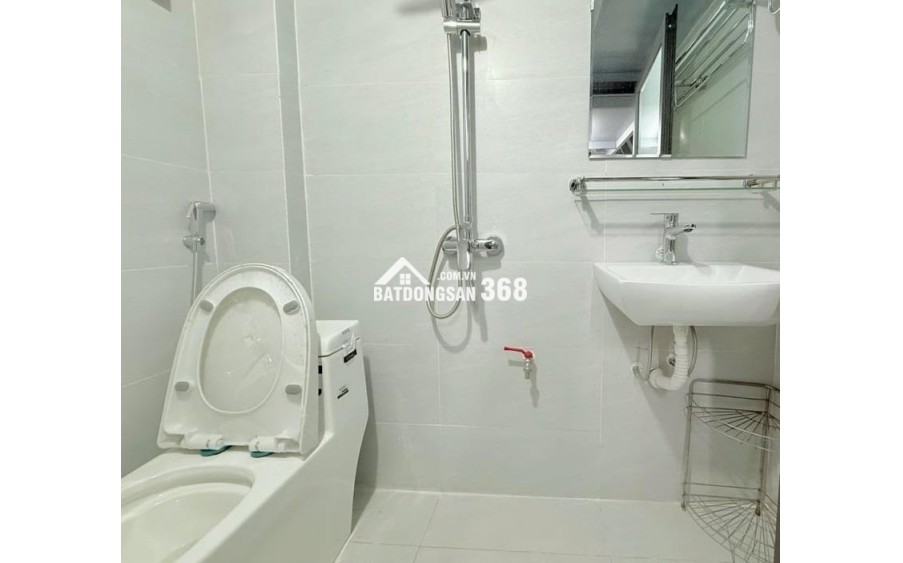 BOM TẤN THỤY PHƯƠNG - NHÀ CÓ SÂN CHƠI GẦN 1000M² - Ô TÔ ĐỖ, KINH DOANH DÒNG TIỀN 20TR/THÁNG