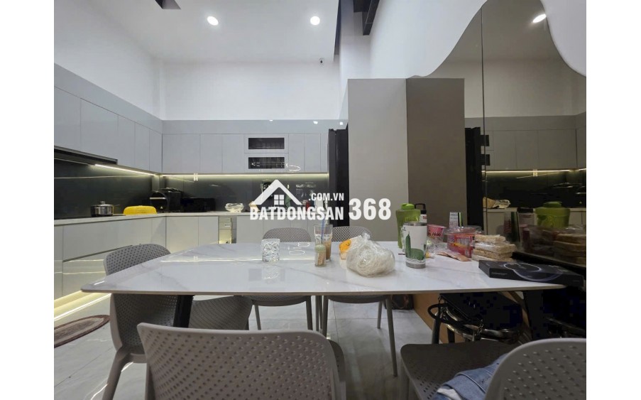 Bán nhà 1 trệt 3 lầu siêu đẹp Nguyễn Gia Trí (nối dài) P25 Bình Thạnh