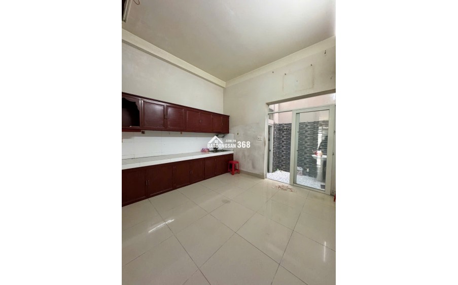 Cho thuê nhà MT đường số 11 P.BHH Bình Tân đúc 2.5 tấm 4pn