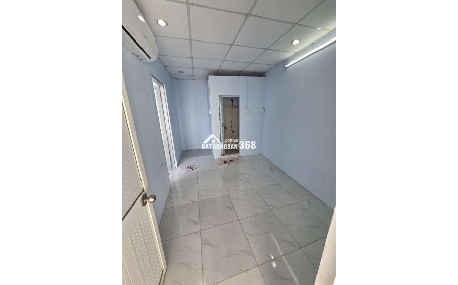 Phòng trọ kiểu cc mini Q.4 có ban công, chỉ hơn 3Tr/tháng,rộng rãi, sạch sẽ.