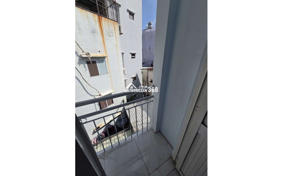 Phòng trọ kiểu cc mini Q.4 có ban công, chỉ hơn 3Tr/tháng,rộng rãi, sạch sẽ.