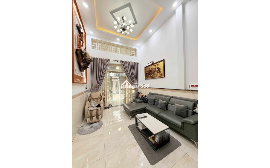 BÁN GẤP NHÀ NGAY CỔNG KHU CÔNG NGHIỆP TÂN BÌNH GẦN SÂN BAY, ÔTÔ ĐẬU CỬA  VÀO NHÀ MỚI ĐẸP Ở NGAY 75M2, 3 TẦNG 3PN 4WC, TẶNG NỘI THẤT, CHỈ 7.5 TỶ