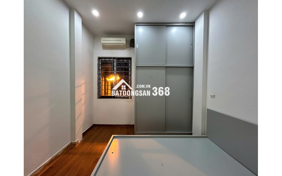 Bán nhà cầu Lủ, ô tô đỗ cửa, DT 32m2, 3 ngủ giá 6,8 tỷ.