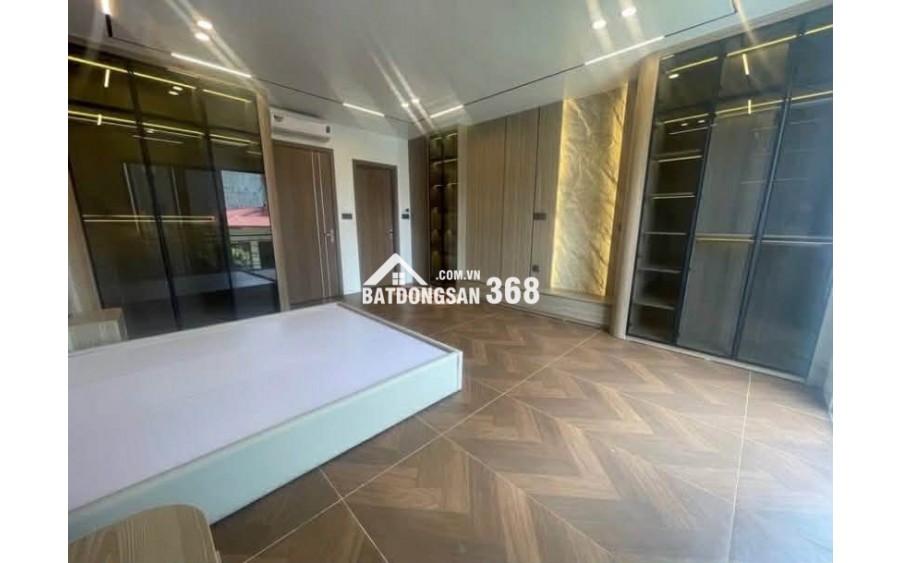 BA ĐÌNH- CÓ NHÀ 6 TẦNG THANG MÁY TẠI PHỐ VĨNH PHÚC- DT 40m2 x 4.6m MT- LÔ GÓC- MẶT NGÕ NN