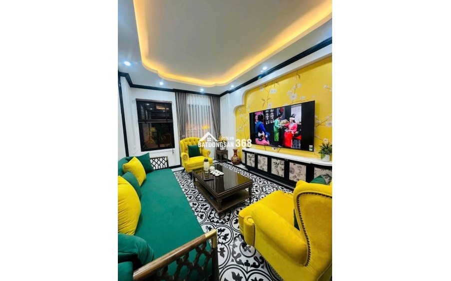 Bán nhà Nguyễn Chí Thanh_7 chỗ ngủ nhà_ngõ kinh doanh_giá chào 18 tỷ