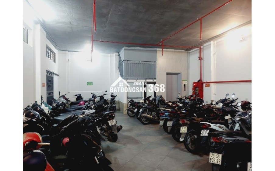 bán chung cư mini phố giáp nhất, ngõ ô tô thông, lô góc, 198m2, 32 phòng, giá 51 tỉ