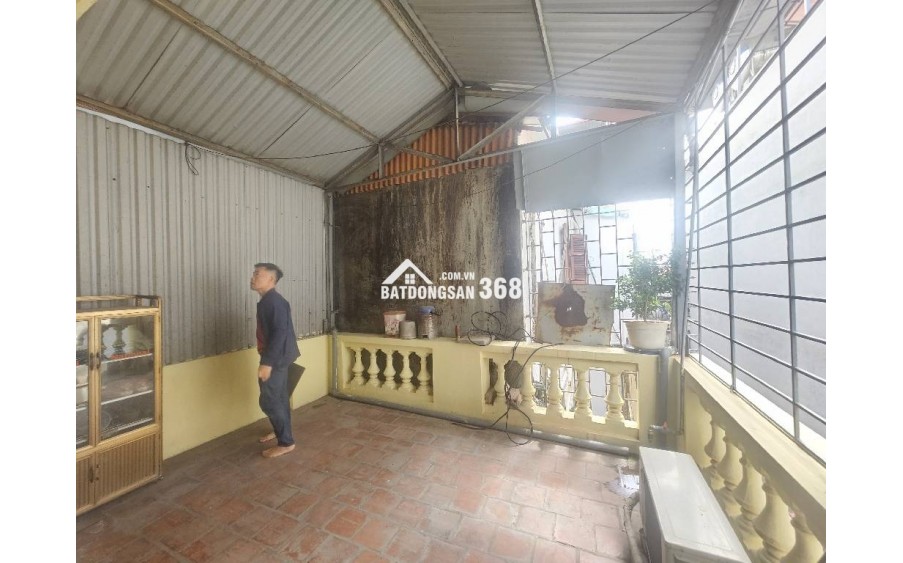 Nhà đẹp Gốc Đề Minh Khai – 3 tầng – Ngõ thông ô tô – Kinh doanh – Sổ đỏ, 10.8 tỷ