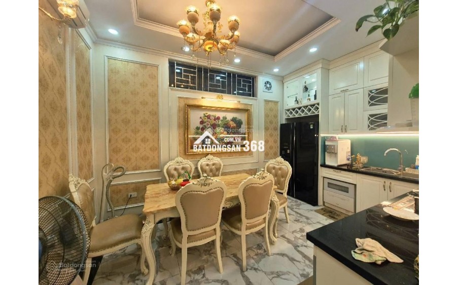 Bán nhà trung tâm Hà Nội ô tô cửa chỉ nhỉnh 10 tỷ