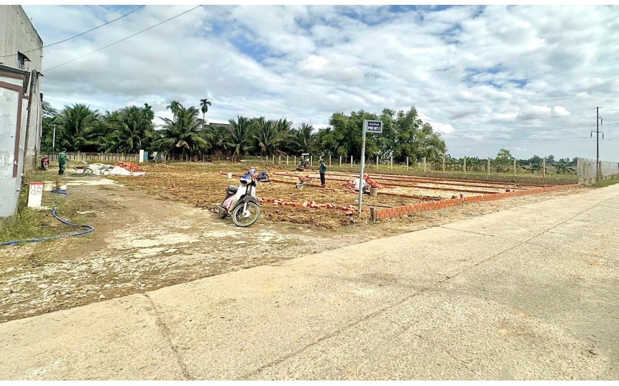 Chính chủ bán nhanh 2 lô liền kề nằm ngay chợ Đại Hiệp