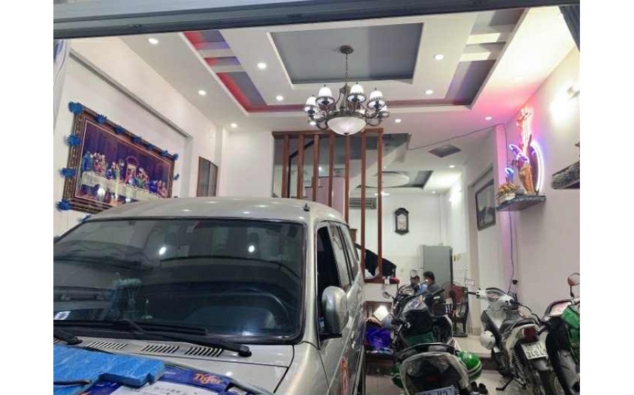 NHÀ MẶT TIỀN KINH DOANH - 52M2 - 6.95 TỶ