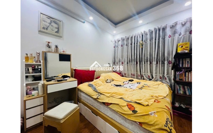 Bán nhà Vũ Tông Phan – 33m x 5 tầng mới – Ô tô đỗ cách 15m – 2 mặt thoáng, phù hợp ở kết hợp kinh doanh