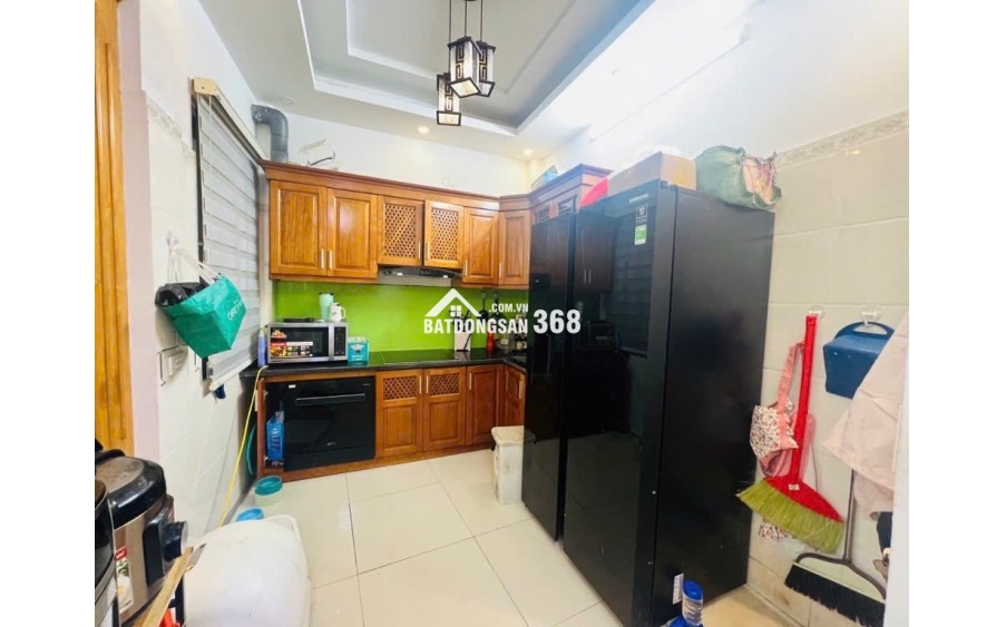 Bán nhà Vũ Tông Phan – 33m x 5 tầng mới – Ô tô đỗ cách 15m – 2 mặt thoáng, phù hợp ở kết hợp kinh doanh