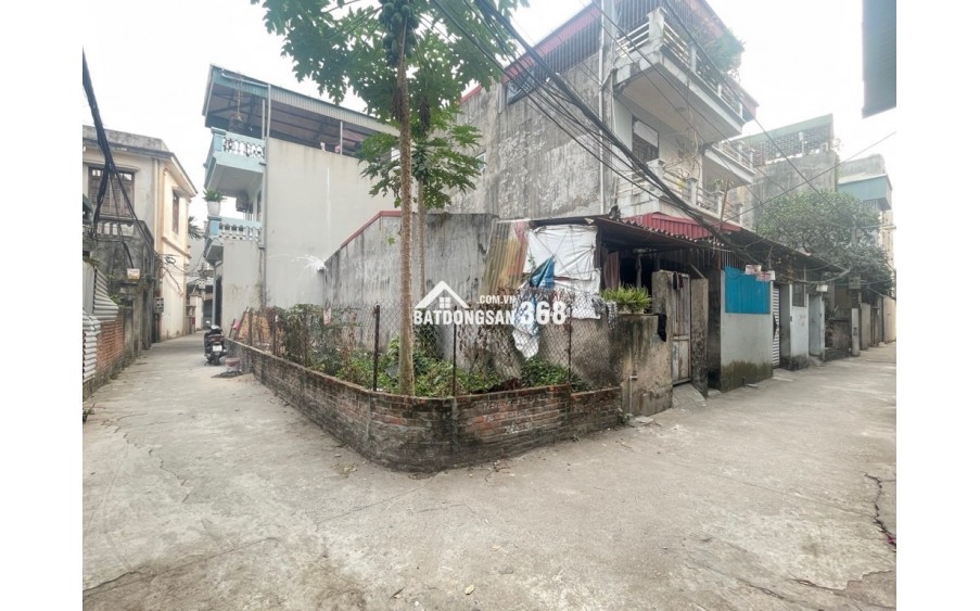 Bán đất Ngọc Thuỵ 42m lô góc oto vào chỉ 5 tỷ1. LH 0936123469