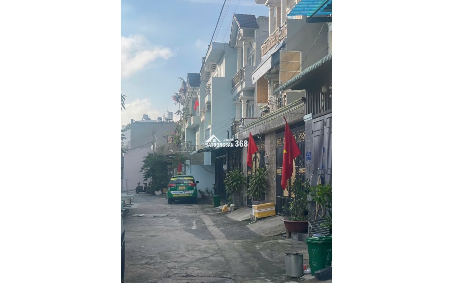 NHÀ ĐẸP GIÁ CỰC RẺ P. TRUNG MỸ TÂY, Q12 – TRỆT LẦU ĐẸP MỚI – PHÁP LÝ CHUẨN CHỈNH!