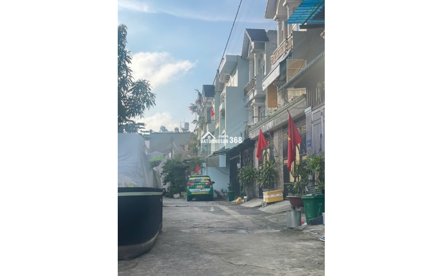 NHÀ ĐẸP GIÁ CỰC RẺ P. TRUNG MỸ TÂY, Q12 – TRỆT LẦU ĐẸP MỚI – PHÁP LÝ CHUẨN CHỈNH!