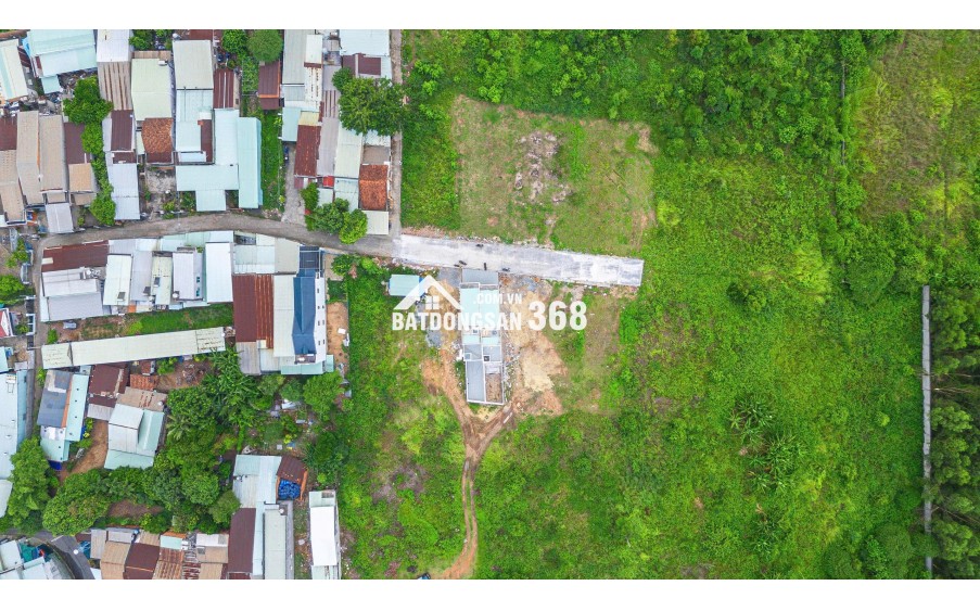 Bán gấp đất nền 120m2, Đường ra vào 8m, Trung tâm Thủ Dầu Một, giá chỉ 1 tỷ 850, Sổ hồng riêng, hỗ trợ vay 70%