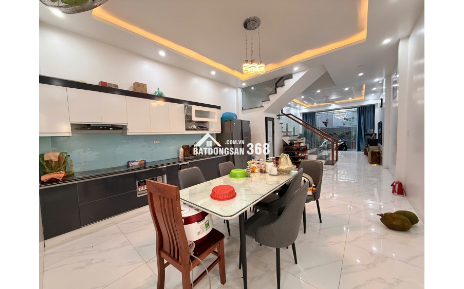 Bán Nhà Phố Đà Nẵng – Hải Phòng  Siêu Phẩm 4 Tầng Hiện Đại, Sống Đẳng Cấp – Tiện Nghi Ngay Trung Tâm