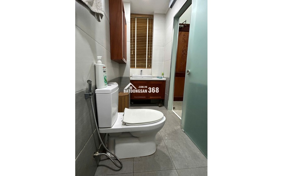 Nhà hẻm xe hơi ĐHT02, Đông Hưng Thuận, Q12