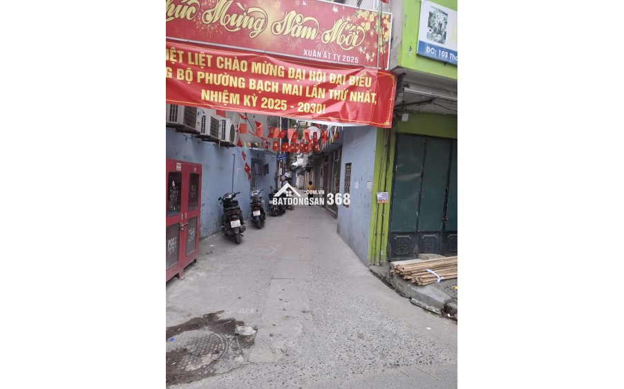 Tôi bán gấp căn nhà đẹp ở luôn ngõ 101 Thanh Nhàn, 38m2, 5 tầng, 6 phòng ngủ giá 12  tỷ có TL