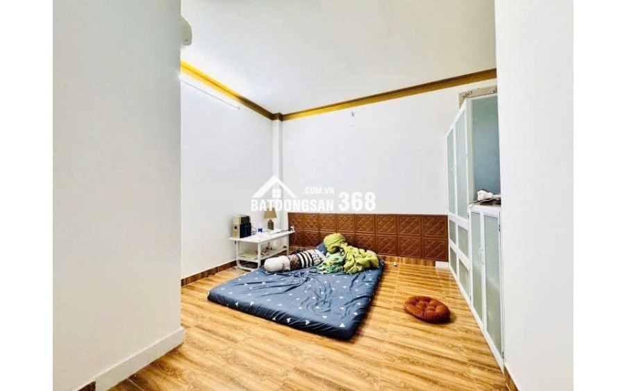 NHÀ NGON TRONG PHÂN KHÚC NHA. 
 Nhà đẹp 2 tầng – HẺM XE TẢI LUÔN – an ninh Diện tích 6x10m vuông vức – hoàn công