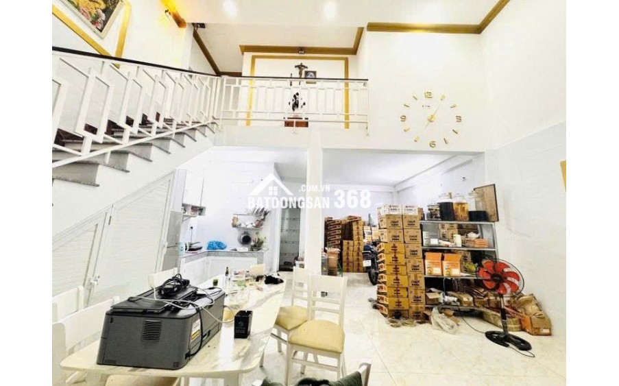 NHÀ NGON TRONG PHÂN KHÚC NHA. 
 Nhà đẹp 2 tầng – HẺM XE TẢI LUÔN – an ninh Diện tích 6x10m vuông vức – hoàn công