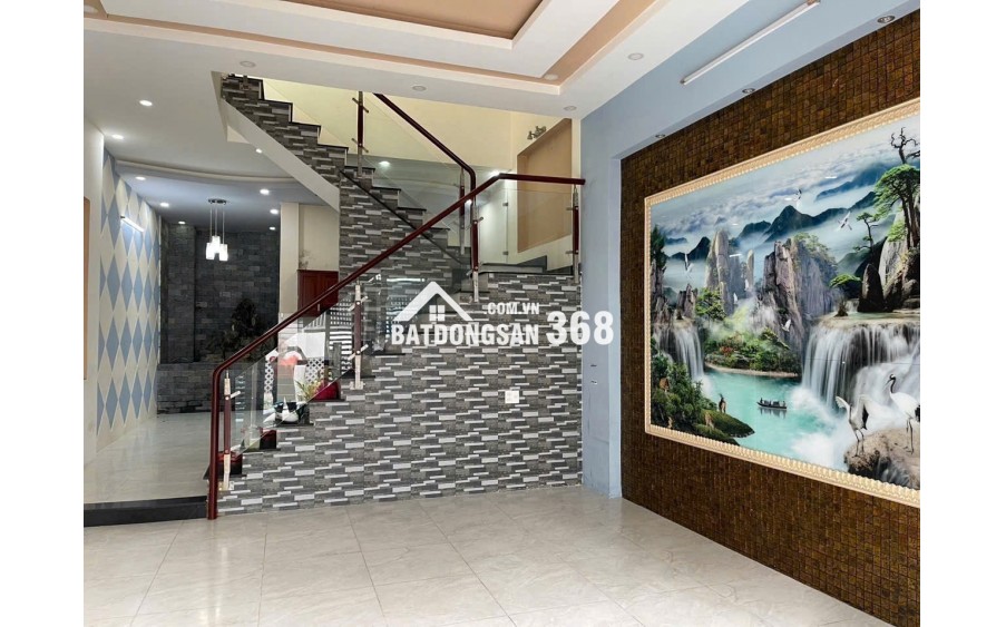  NHÀ ĐẸP 3 TẦNG – GẦN LÀNG ĐH THỦ ĐỨC – GIÁ CHỈ 4.95 TỶ 
 Khu sầm uất, thuận tiện an cư