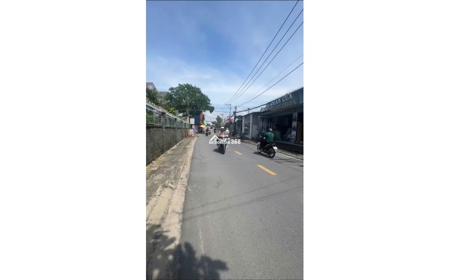 GẤP BÁN NHÀ CẤP 4 (10x20) 2MT NHỰA THÔNG LIÊN XÃ, HM - VỊ TRÍ VÀNG