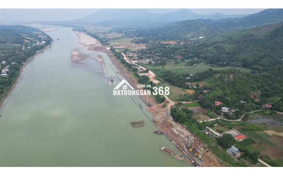 650 triệu có ngay lô đất 2 mặt tiền ven sông Đà hùng vỹ tại Kỳ Sơn, Hoà Bình