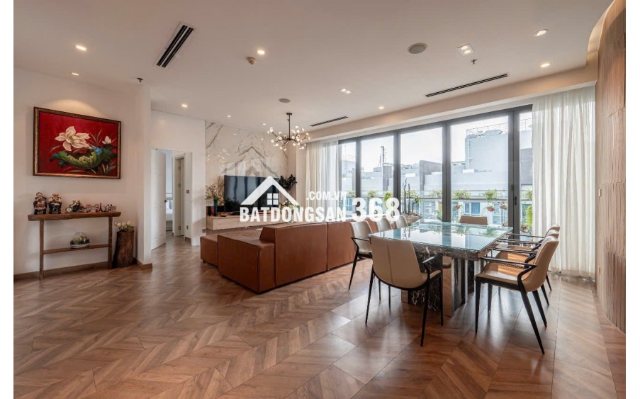 CĂN HỘ PENTHOUSE VINHOME CENTRAL PARK BÌNH THẠNH 166M2 GIÁ 25,5 TỶ, SỔ ĐỎ, TIỆN NGHI ĐẦY ĐỦ, VỊ TRÍ VÀNG THUẬN TIỆN