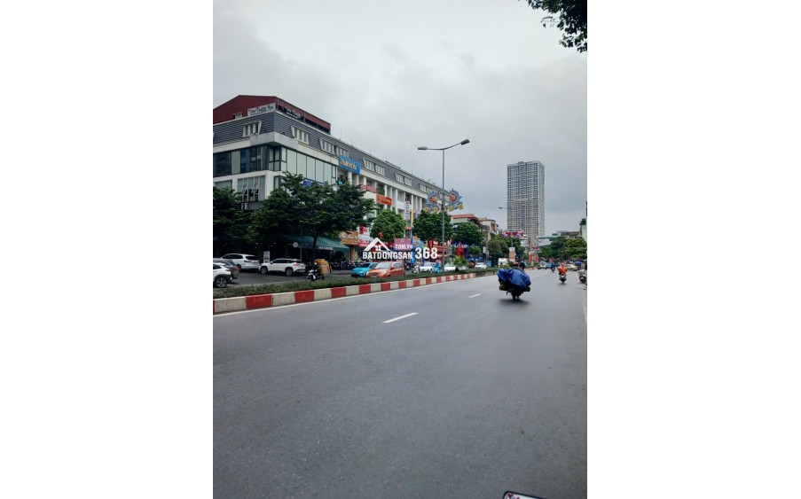 Lô góc 2 vỉa hè 3 thoáng 60 m2 5 tầng Đường ô tô đậu thoải mái, chỉ có tại Himlam Vạn Phúc