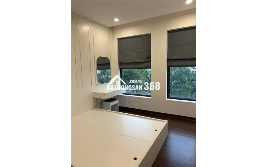 Bán chung cư Bình Minh Đức Giang . View đẳng cấp, nội thất đẹp. Lô goc, tiện ích ngập tràn . giá 7x tỷ ( có tl )