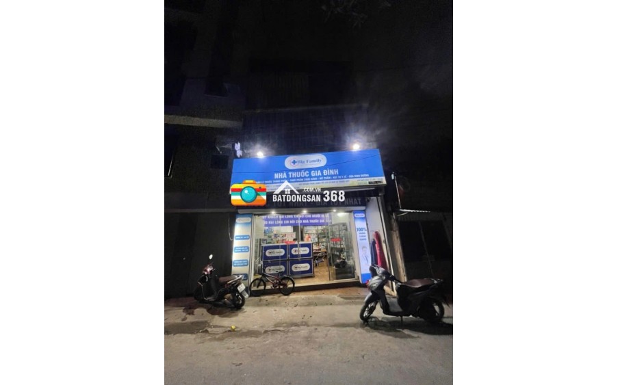 Bán nhà Nguyễn Văn Linh. 31,5m . Mặt đường kinh doanh . View hồ, ô tô tránh . Nhiều tiện ích , Tầng 1 kinh doanh được, Hàng hiếm còn xót lại . Gía