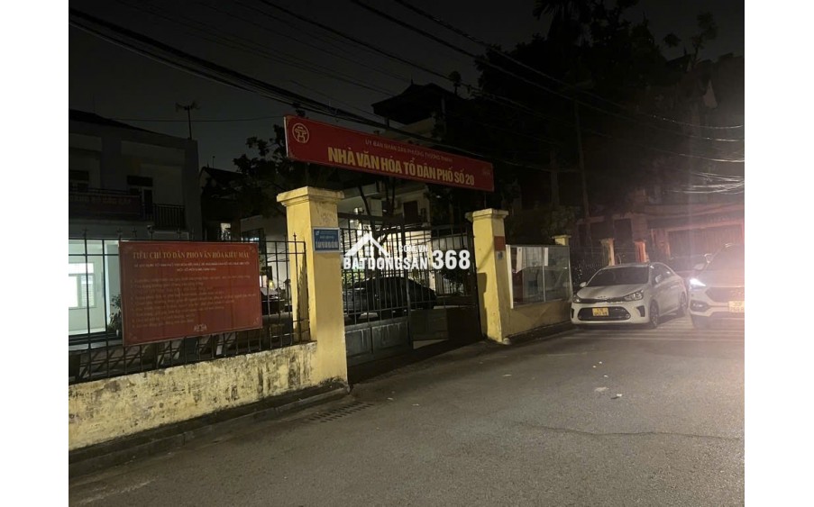 Bán nhà cấp 4 Đức Giang, Mặt ngõ ô tô thông, Sân rộng để được ô tô . tiện ích ngập tràn. Gía chỉ 10x tỷ ( có tl )