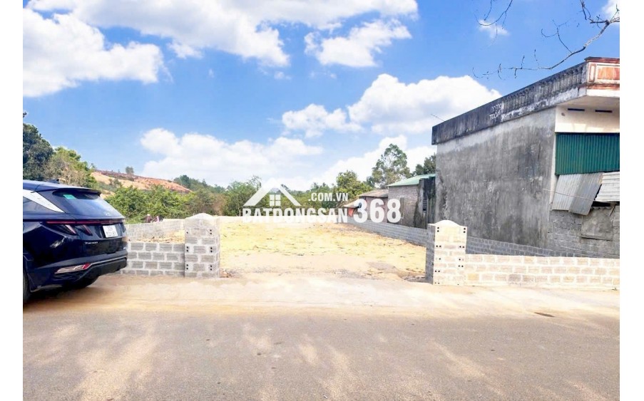 Siêu phẩm cho bác nào muốn xây biệt thự, hoặc nhà xưởng  tại Đồng Vàng - Phú Mãn - Quốc Oai - Diện tích : 451m2  giá 16tr/m