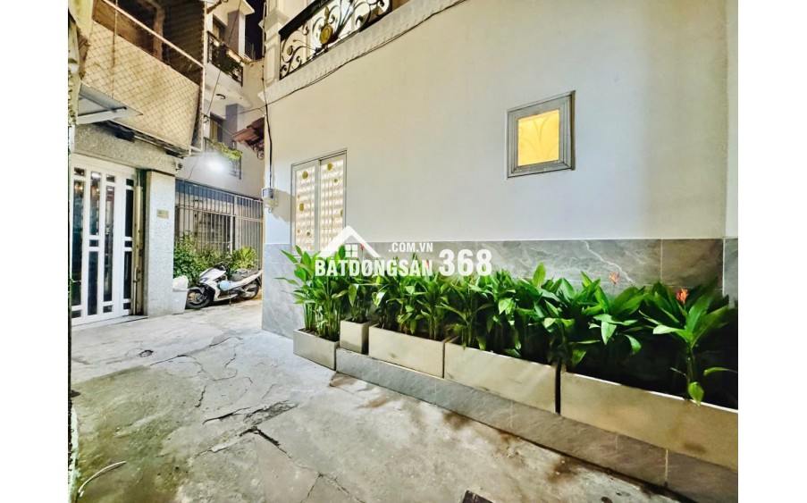  SIÊU PHẨM THÍCH QUẢNG ĐỨC – PHÚ NHUẬN  5 TẦNG ĐẸP - NGANG KHỦNG 5.4M - FULL NỘI THẤT