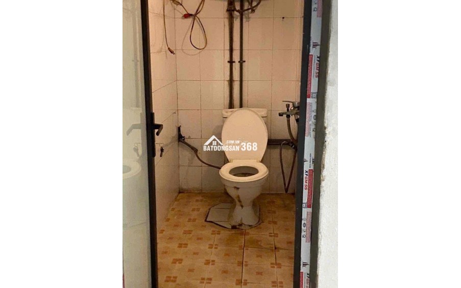 Cho thuê nhà cấp 4 30m2 đường nước Phần Lan, Phường Tứ Liên, Quận Tây Hồ, Hà Nội