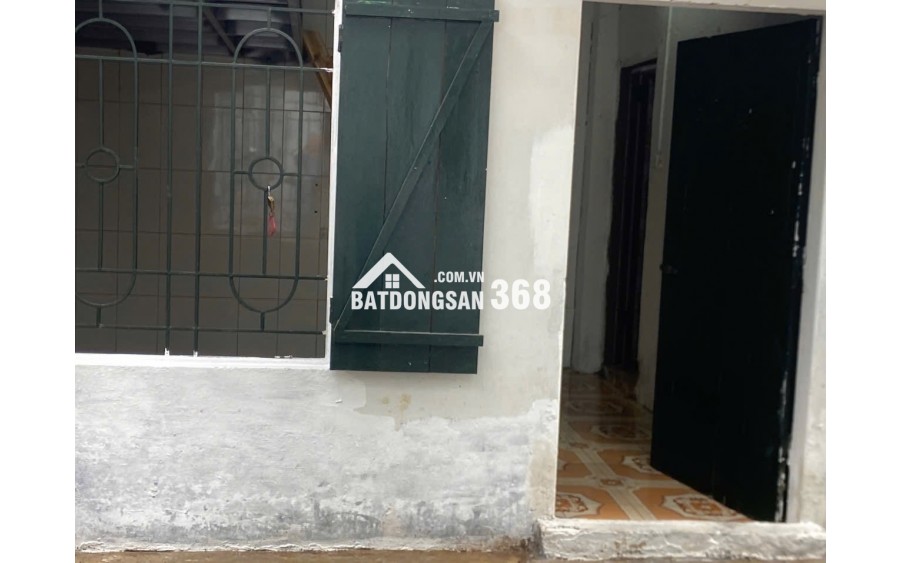 Cho thuê nhà cấp 4 30m2 đường nước Phần Lan, Phường Tứ Liên, Quận Tây Hồ, Hà Nội