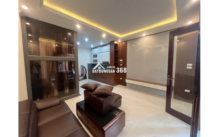 Bán nhà Trần Phú - giá 9,95 tỷ - 34m2 -Nhà mới xây-THANG MÁY SẴN