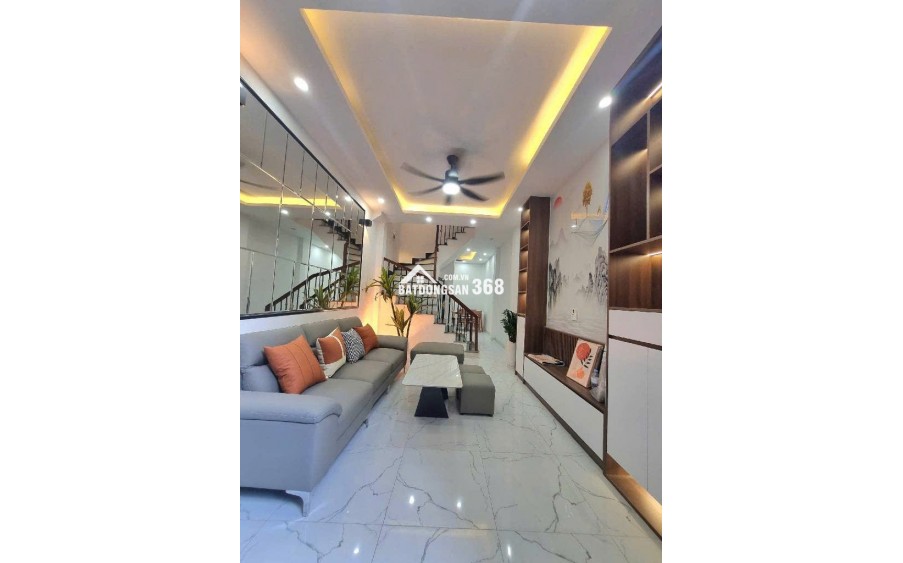 BÁN NHÀ KIM  GIANG -HOÀNG ĐẠO THÀNH MỚI TINH 37M *4 tẦNG  *8.5 TỶ ,  4 ngủ đủ  công năng,  full nội thất chỉ việc xách balo về ở