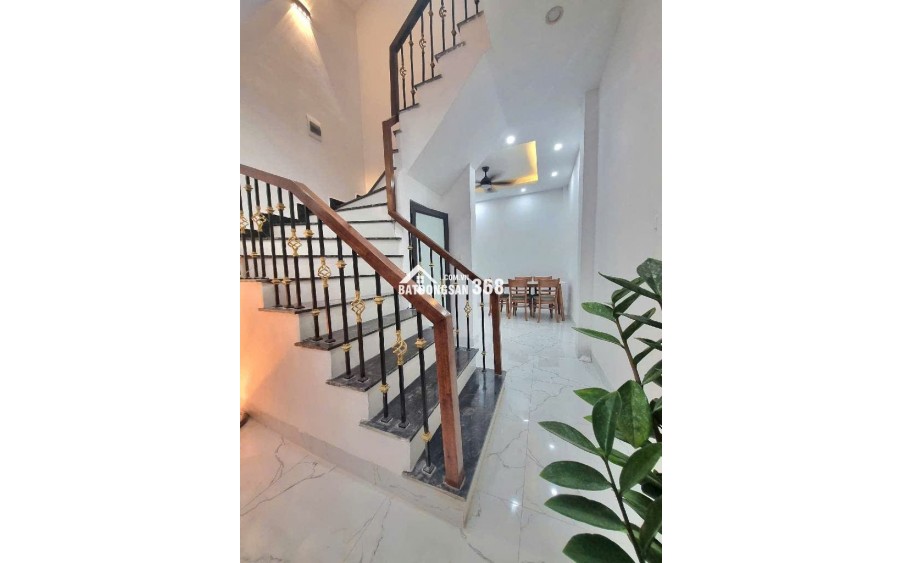 BÁN NHÀ KIM  GIANG -HOÀNG ĐẠO THÀNH MỚI TINH 37M *4 tẦNG  *8.5 TỶ ,  4 ngủ đủ  công năng,  full nội thất chỉ việc xách balo về ở