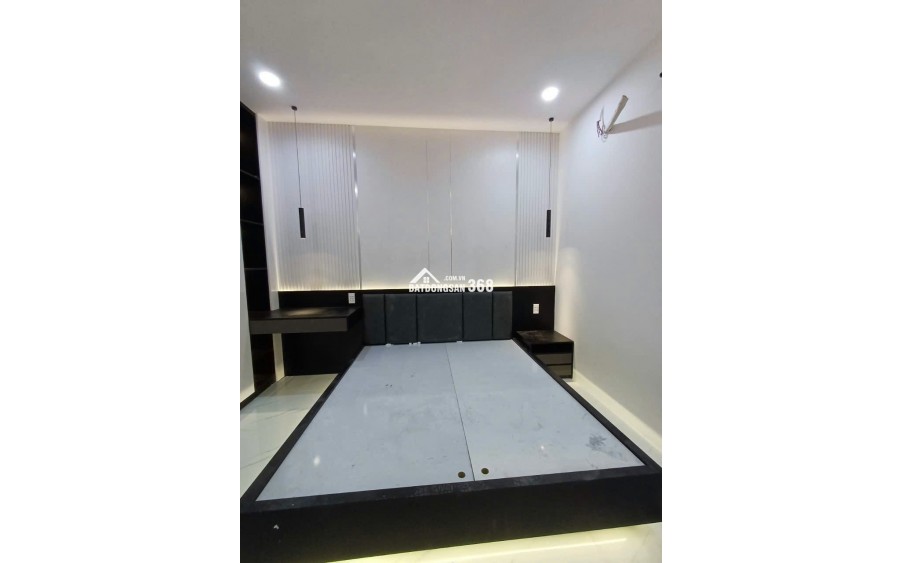 MT Thụt Trần Hưng Đạo Q5, 6.5x17m, T+3L Giá 19.9 tỷ TL, HĐT 55tr/th