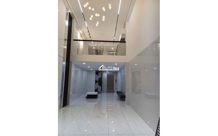 Bán rất gấp Mặt Tiền CXBH Quận 10, DT:4.5x15, T+5L Gái 18.5 tỷ TL