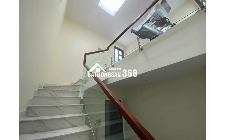 MT Thụt Trần Hưng Đạo Q5, 6.5x17m, T+3L Giá 19.9 tỷ TL, HĐT 55tr/th