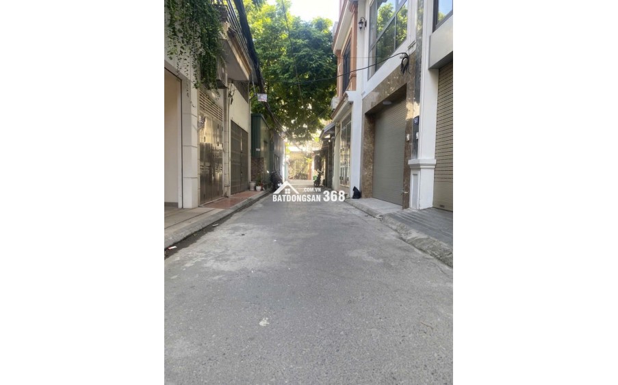 Bán Nhà Đường Tam Trinh –30M2_5 Tầng_ Ngõ Thông – Đủ công năng – Ô Tô Đỗ Cửa – Nhỉnh 8 tỷ