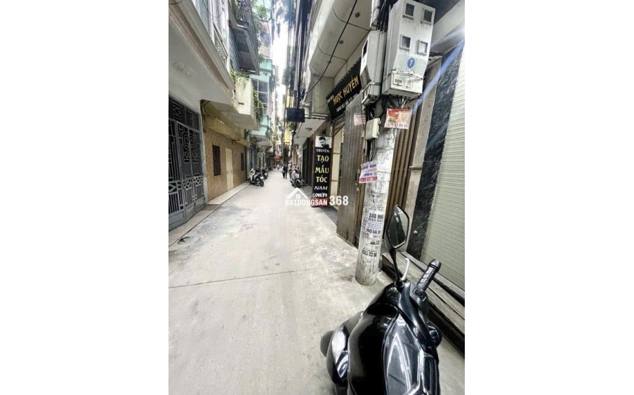 MẶT NGÕ KINH DOANH TẤP NẬP - Ô TÔ RA VÀO THOẢI MÁI - TRUNG TÂM ĐỐNG ĐA