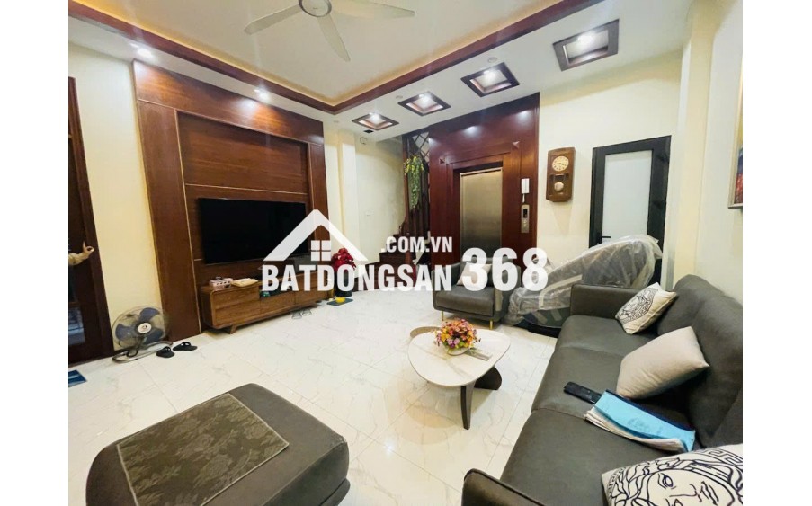 CHỦ CẦN THANH KHOẢN – HẠ CHÀO 1 TỶ – BÁN GẤP NHÀ PHỐ TÂY SƠN! 
44m² – 6 TẦNG THANG MÁY – HAI THOÁNG – CÁCH PHỐ 10M – Ô TÔ ĐỖ CỔNG  - GIÁ SIÊU HỢP LÝ: