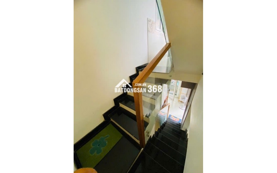 Bán nhà Lô góc mặt Tiền Đinh Bộ Lĩnh 4x10, 9 tỷ