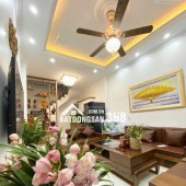 BÁN NHÀ 5 TẦNG, XUÂN ĐỈNH - BẮC TỪ LIÊM. SỔ VUÔNG, Ô TÔ ĐỖ CỔNG. GIÁ NHỈNH 4 tỷ