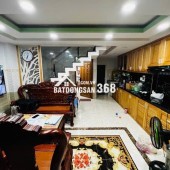 SIÊU PHẨM NHÀ MỚI TẶNG FULL NỘI THẤT- HẺM XE HƠI THÔNG 1 TRỤC - 61M2 - CHỈ 8.4 TỶ, Phường 15, Quận Tân Bình